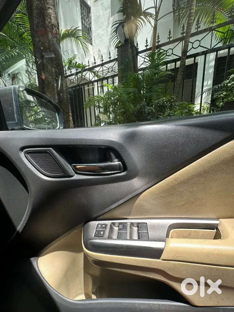 Premium 2014 Honda City 1.5 I-vtec V Mt.  Smooth Drive