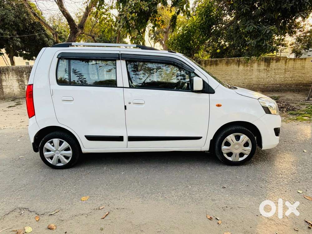 Maruti Suzuki Wagon R 1.0 2010-2019 Vxi (o), 2015, Petrol