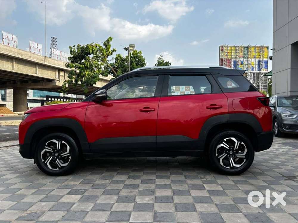 Maruti Suzuki Brezza 1.5 Zxi At Smart Hybrid Dual Tone, 2022, Petrol