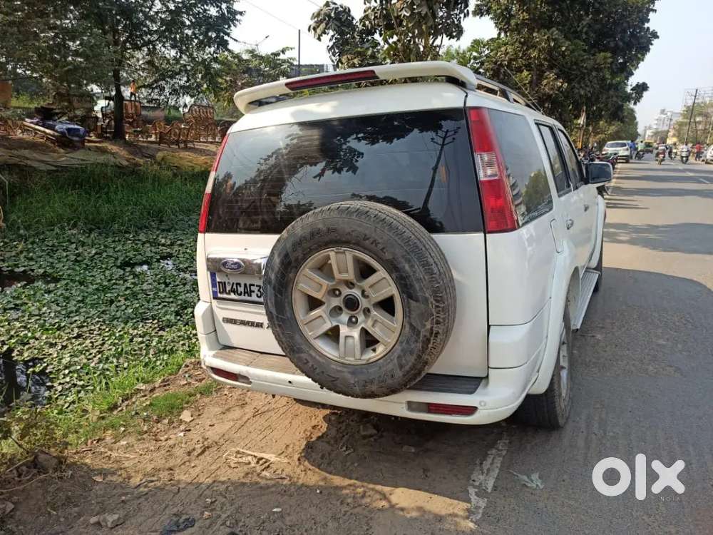 Ford Endeavour 2009 Diesel 150000 Km Driven