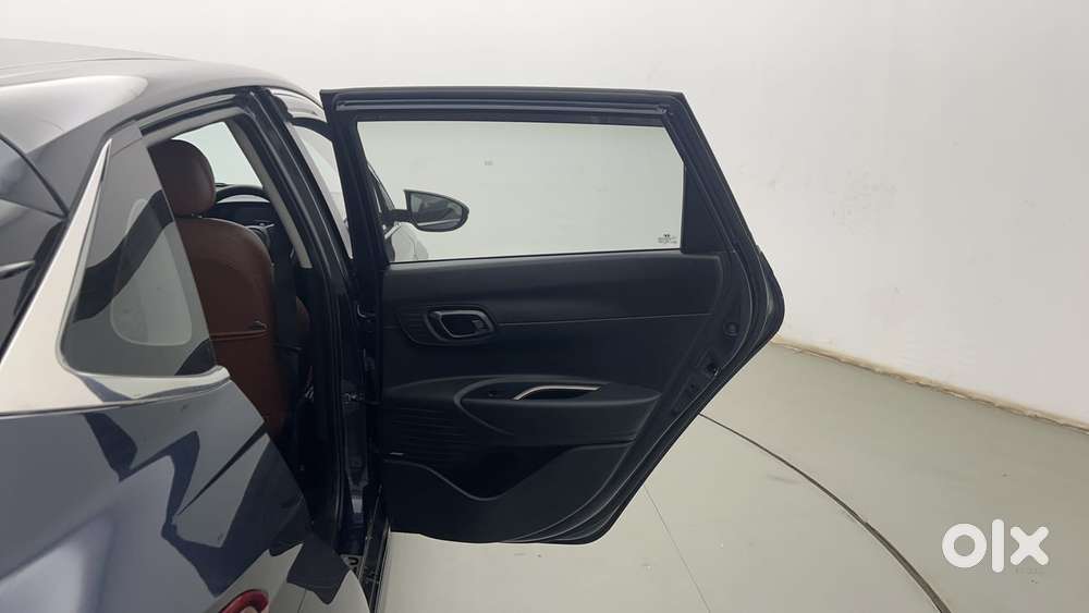 Hyundai New I20 1.2 Asta (o) Mt, 2022, Petrol