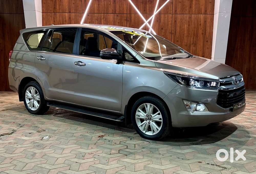 Toyota Innova Crysta