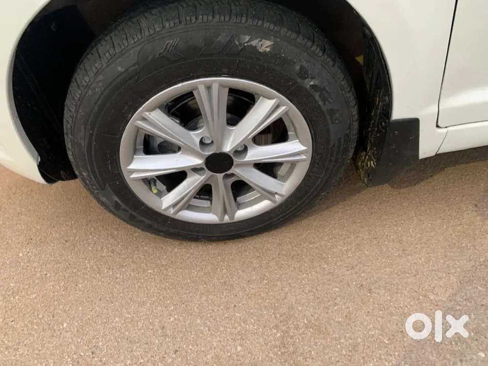 Maruti Suzuki Swift Dzire 2009