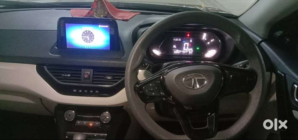 Tata Nexon 2022 Petrol 37300 Km Driven
