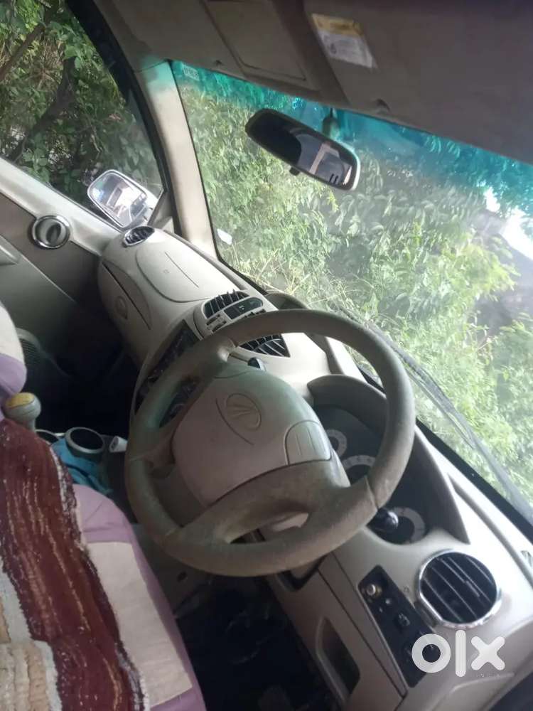 Mahindra Quanto 1.5 C4 2012