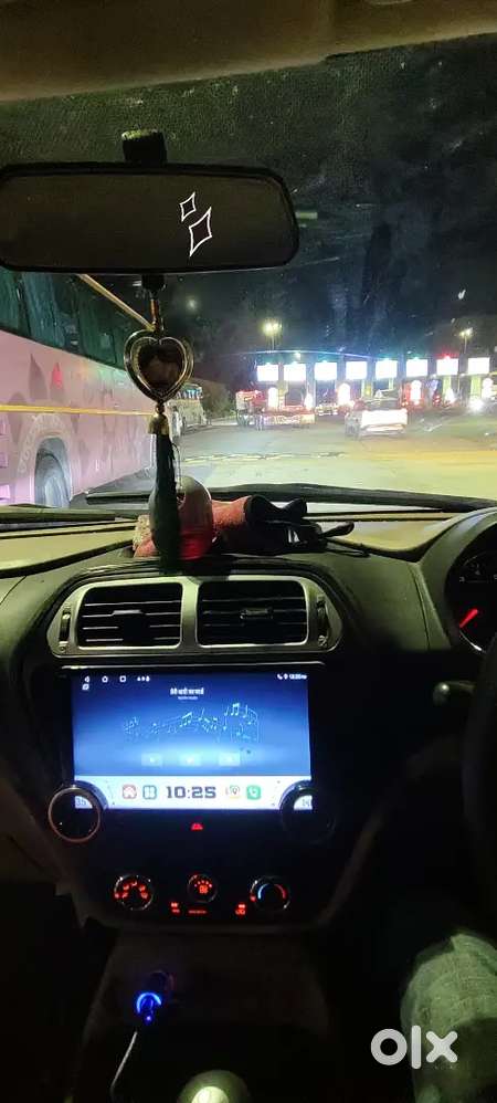 Mahindra Tuv 300 Diesel 2016