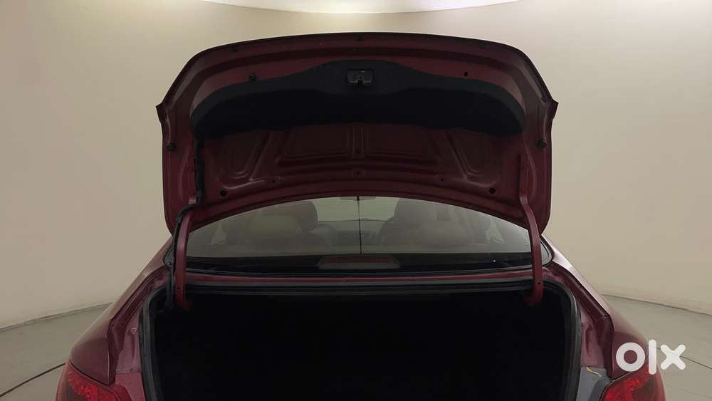 Hyundai Verna Fluidic 1.6 Vtvt Sx Opt, 2013, Petrol
