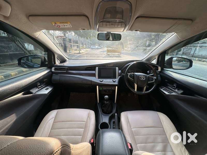 Toyota Innova Crysta