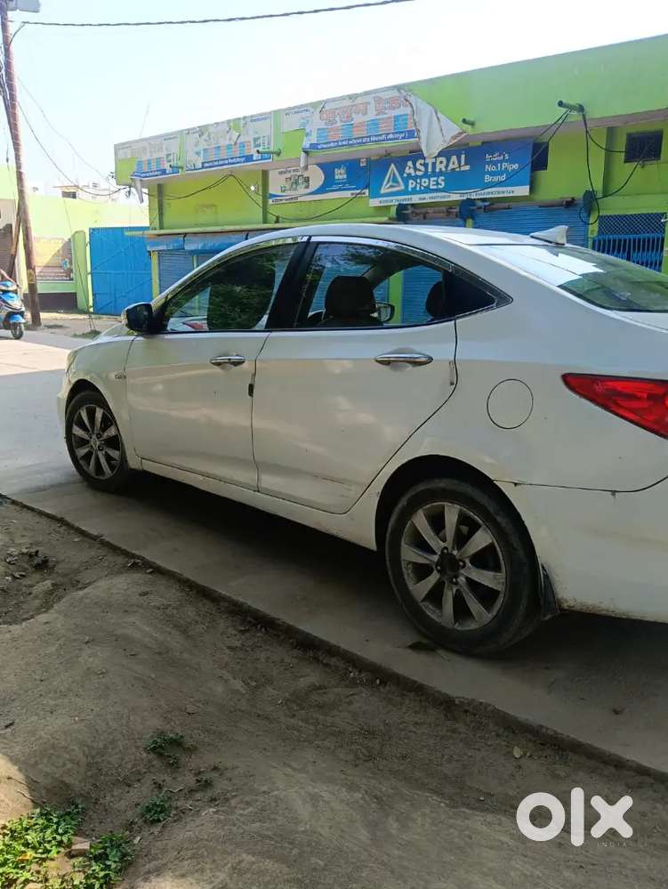 Fully Automatic 4 Tyres Running Condition Ac Gas New Intalated