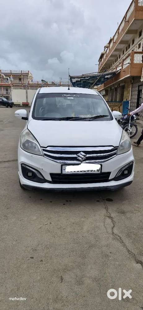 Maruti Suzuki Ertiga 2017 Diesel 200000 Km Driven