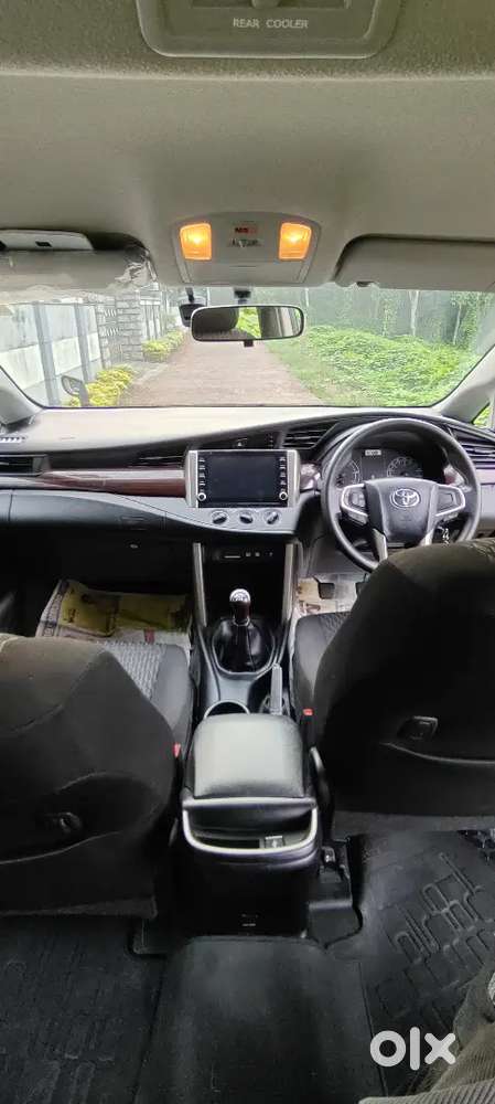 Toyota Innova Crysta 2024 Gx Mt