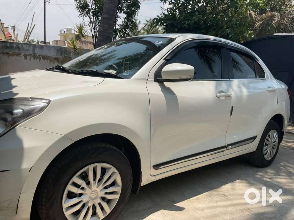 Dzire Automatic 2023 Vxi White