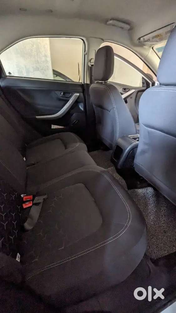 Tata Nexon Revotron Xe 2022 Model