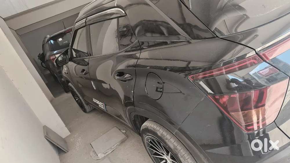 Full Top Model Bna Rakhi Gaadi