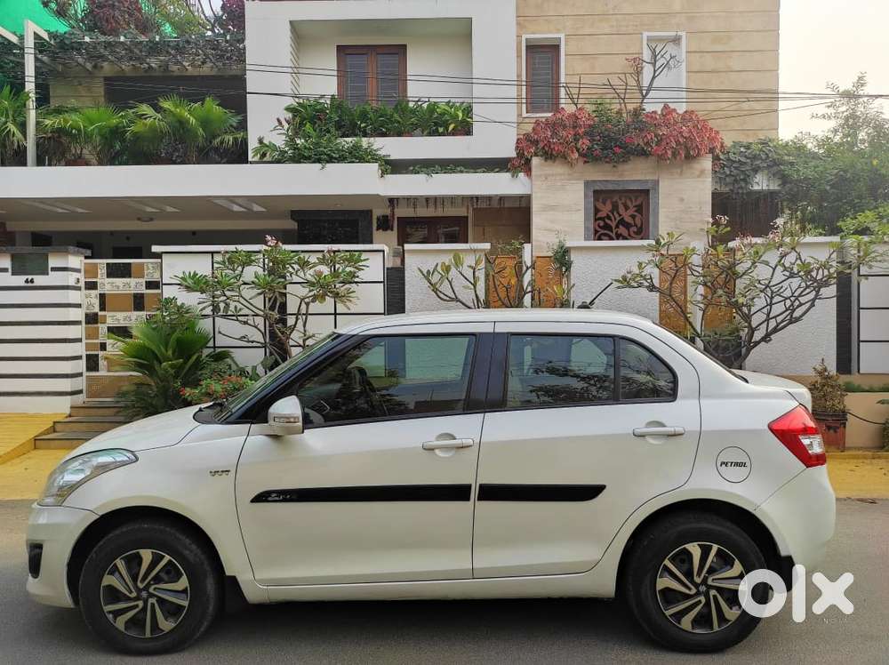 Maruti Suzuki Swift Dzire 1.2 Vxi Bsiv, 2013, Petrol