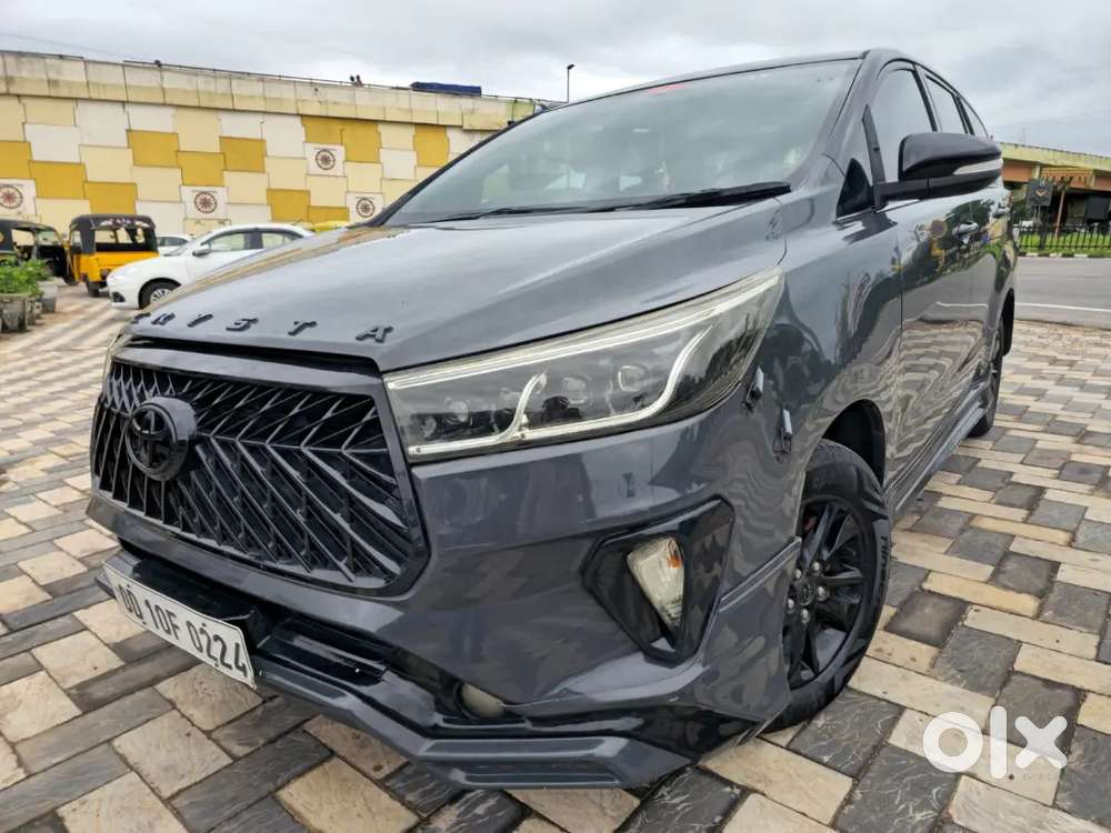 Toyota Innova Crysta 2016