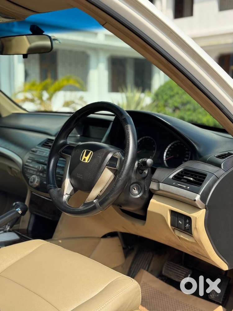 Honda Accord 2.4 Elegance Automatic, 2010, Petrol
