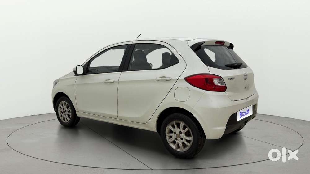 Tata Tiago 1.2 Revotron Xz, 2017, Petrol