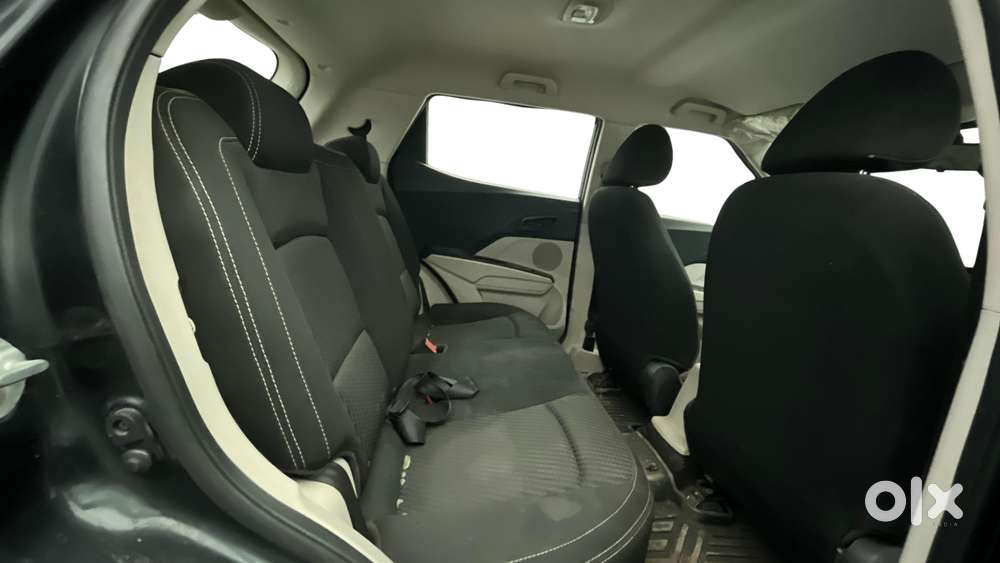 Mahindra Xuv300 W4, 2021, Petrol
