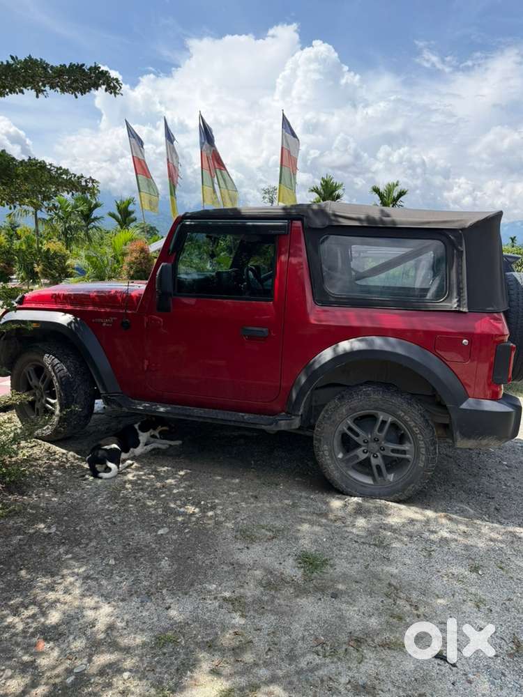 Mahindra Thar Petrol 2023