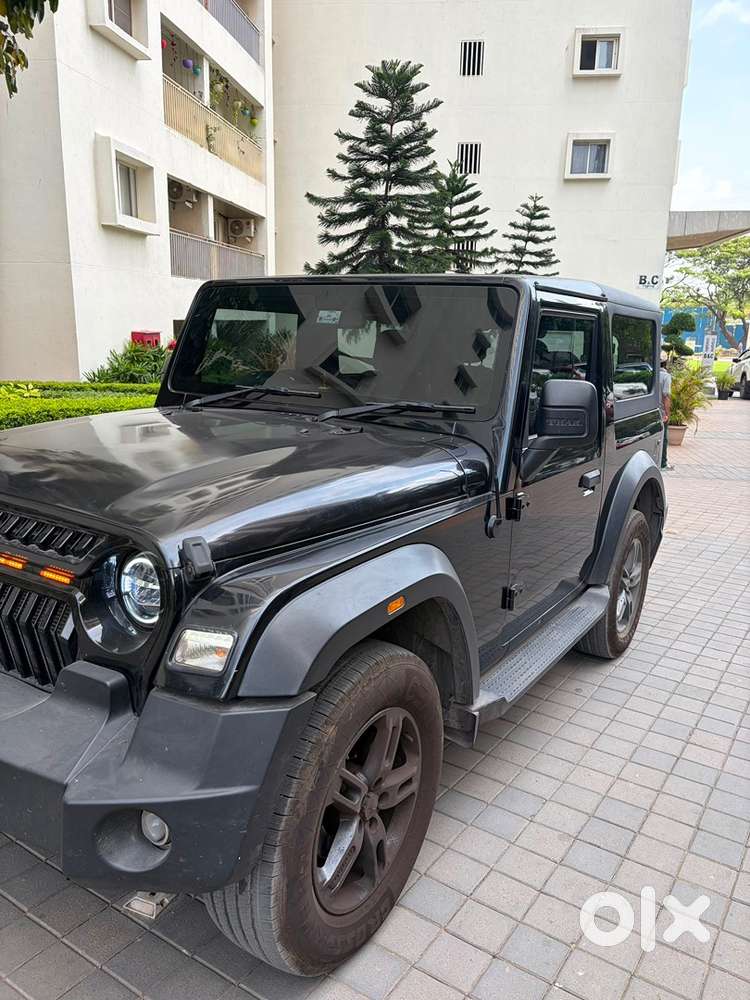 Mahindra Thar Petrol 2023