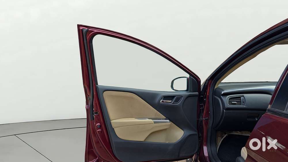 Honda City I-dtec V, 2015, Diesel