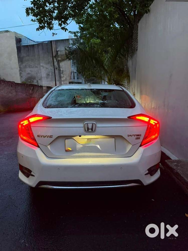 Honda Civic Zx Cvt 2019 Mint Condition