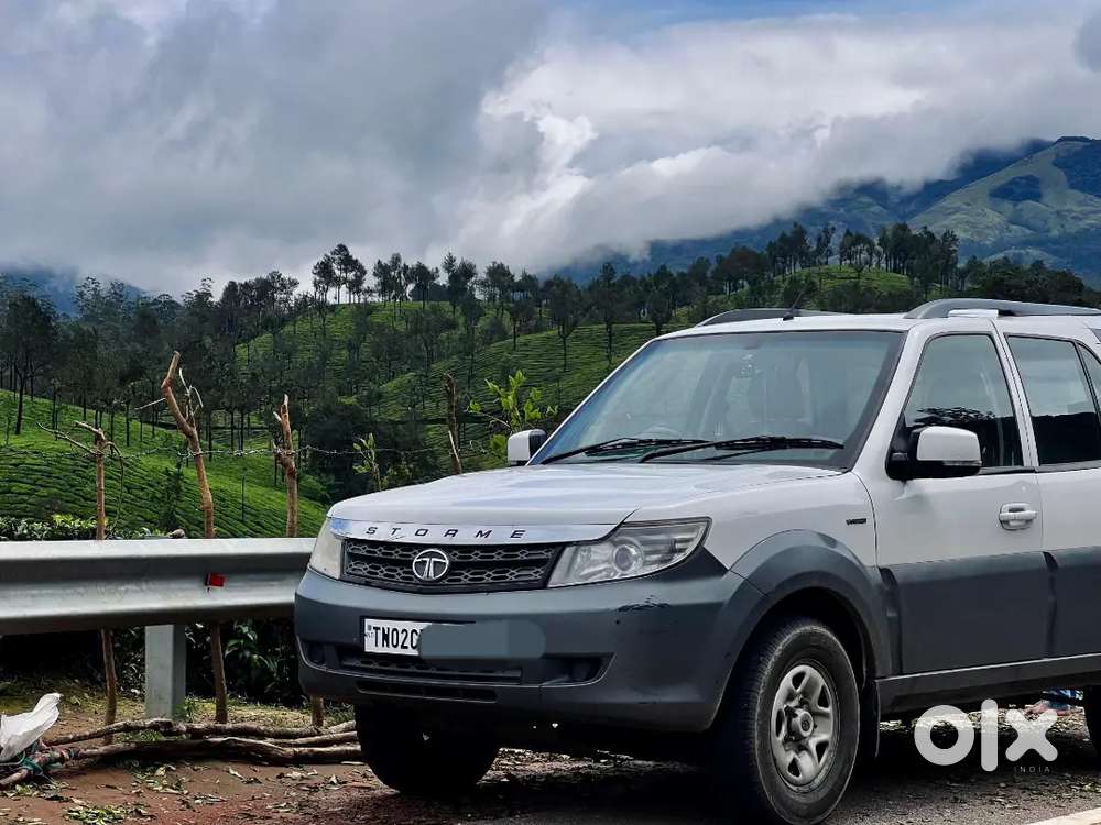 Tata Safari Storme 2015 Diesel 125000 Km Driven