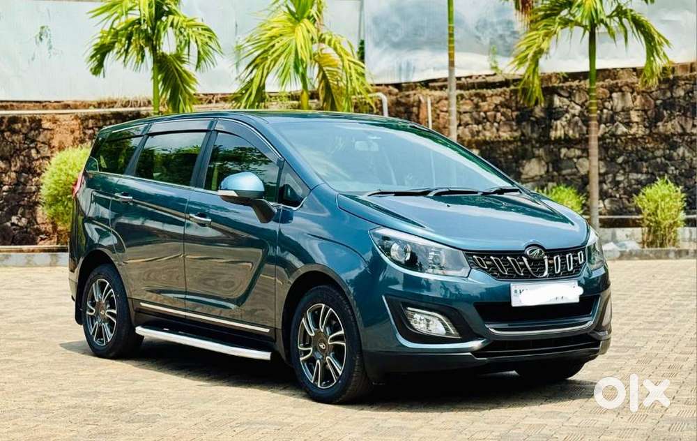 Mahindra Marazzo M8, 2019, Diesel