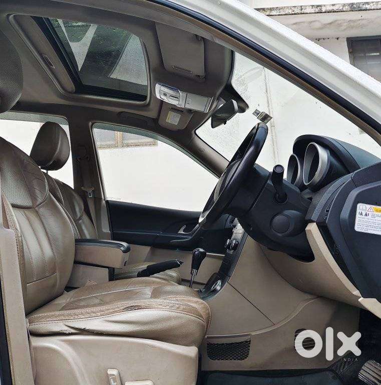 Mahindra Xuv500 At W10 Awd, 2016, Diesel