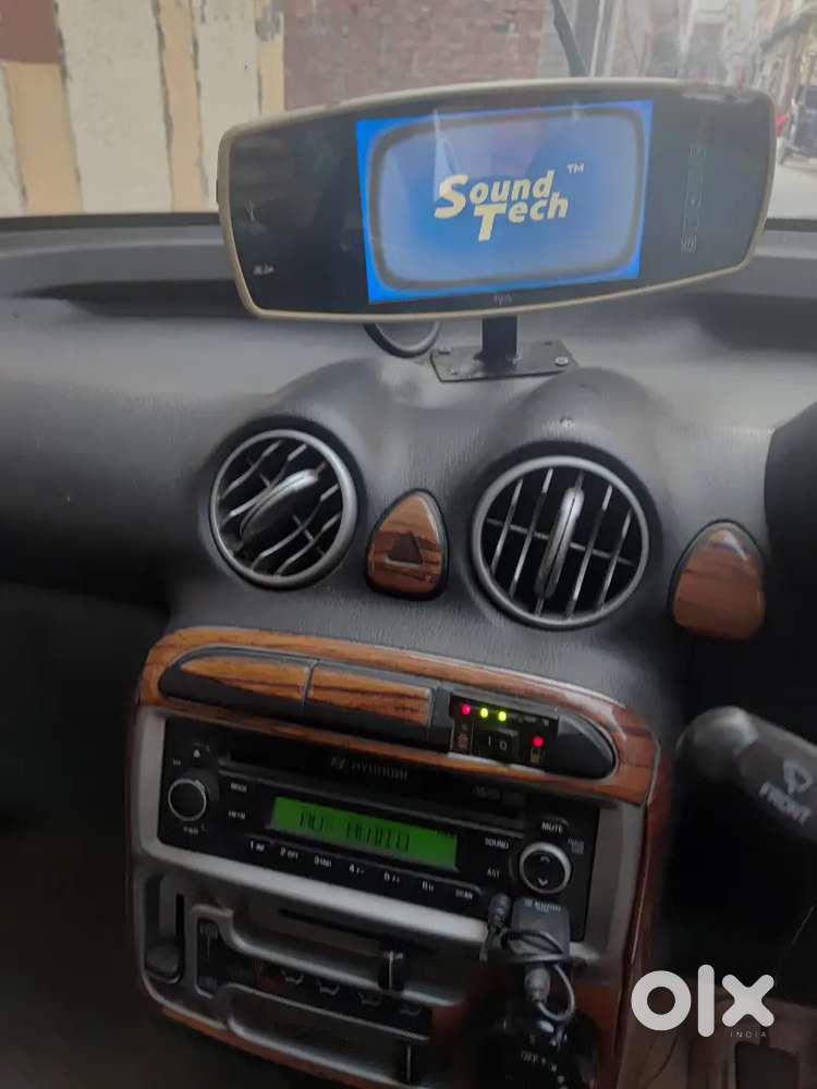 Hyundai New Santro 2012