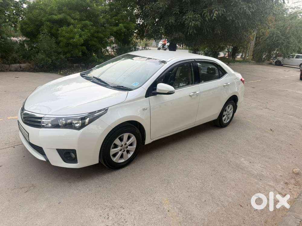 Toyota Corolla Altis 2014