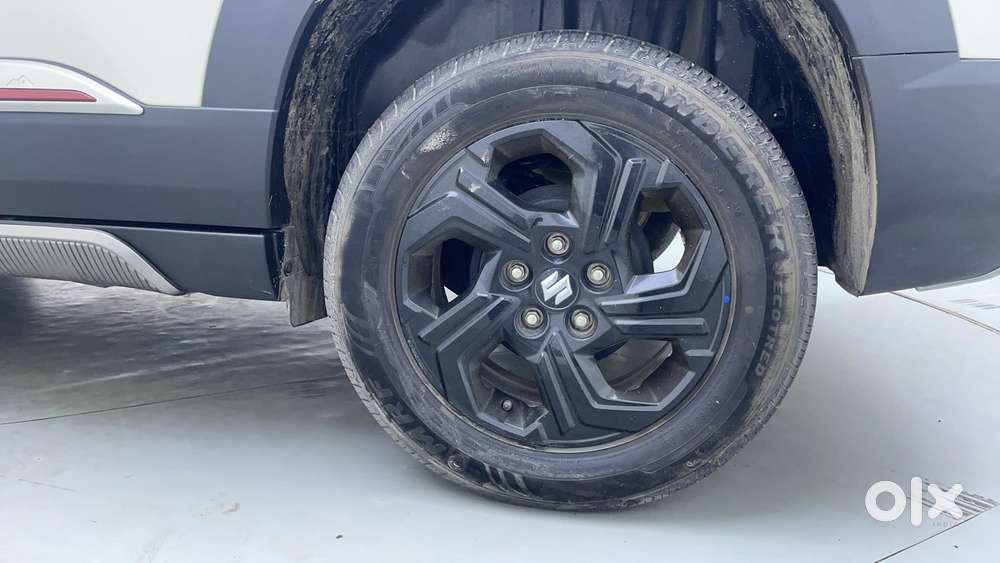 Maruti Suzuki Vitara Brezza 1.5 Zxi At, 2024, Petrol
