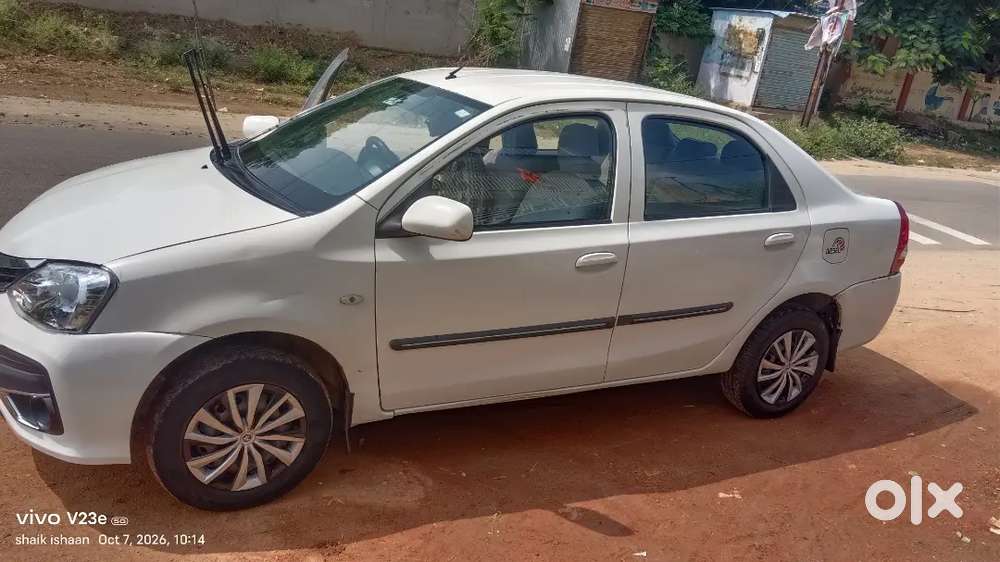 Toyota Etios Cross 2017