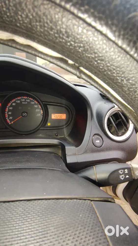 Ford Figo Petrol 2015