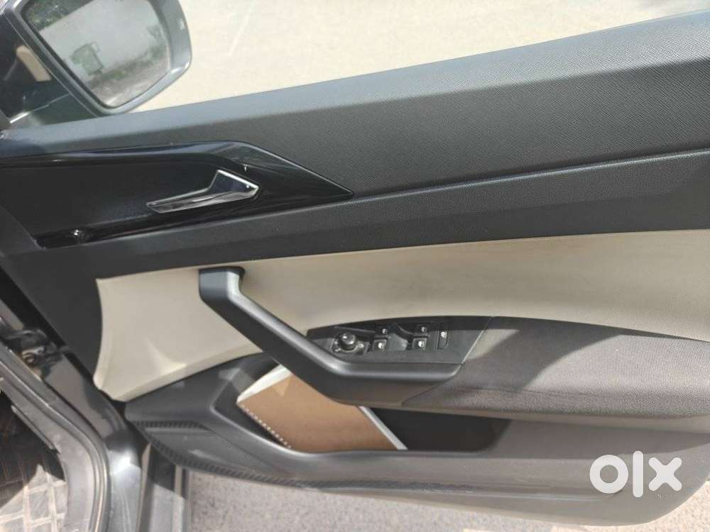 Skoda Slavia 1.0 Ambition Tsi At, 2022, Petrol