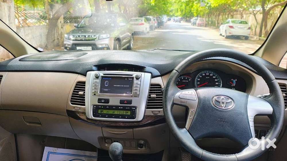 Toyota Innova 2.5 Vx 8 Str, 2015, Diesel