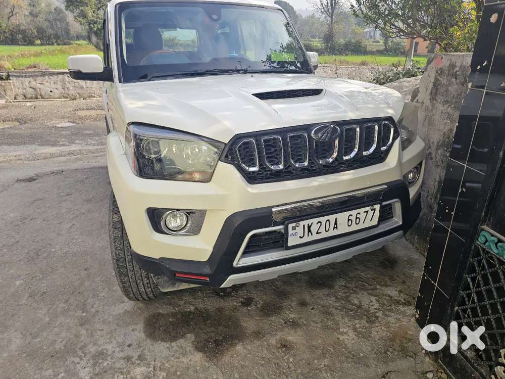 Mahindra Scorpio 2018 Diesel Manual