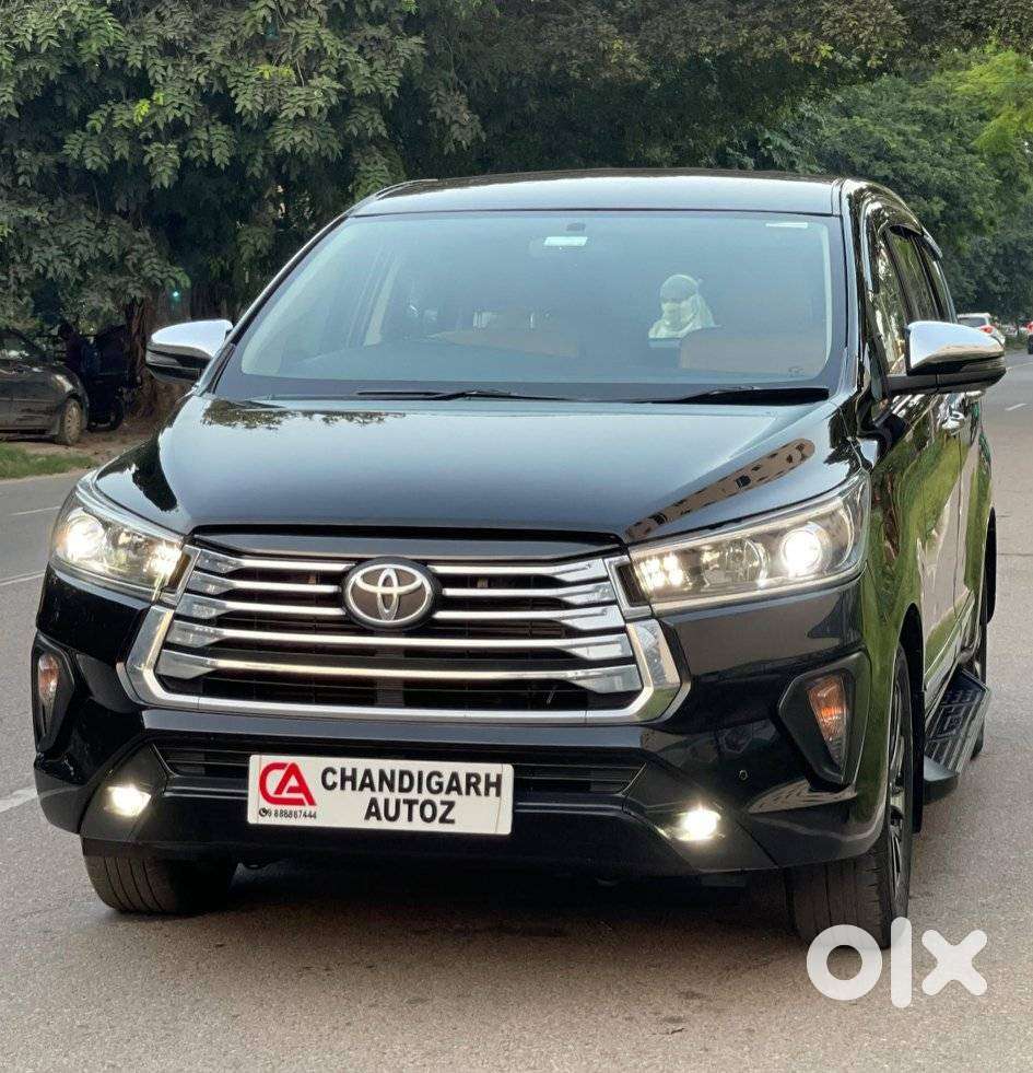 Toyota Innova Crysta [2020-ongoing] 2.4 Zx At 7 Str, 2022, Diesel