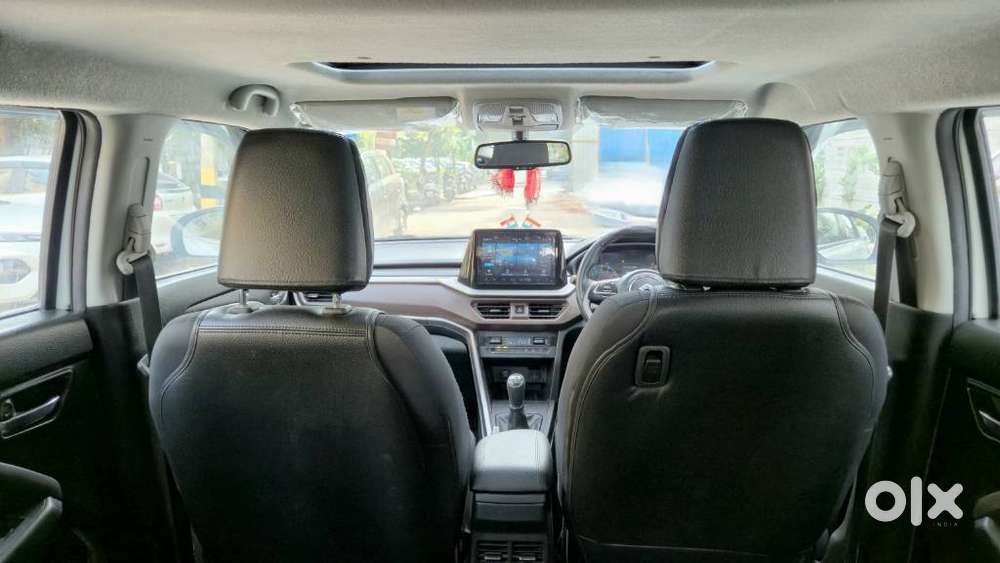 Maruti Suzuki Brezza 1.5 Zxi Plus Smart Hybrid, 2022, Petrol