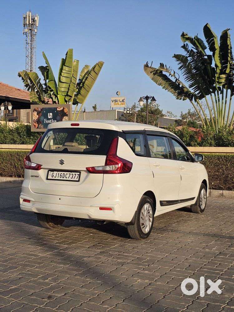 Maruti Suzuki Ertiga 2022-2023 Vxi Cng, 2022, Cng & Hybrids
