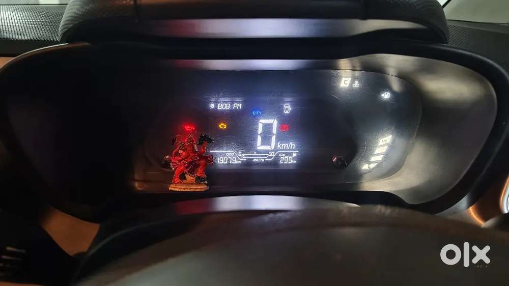 Tata Altroz Diesel Manual 2025 (loaded With Updated Music System)