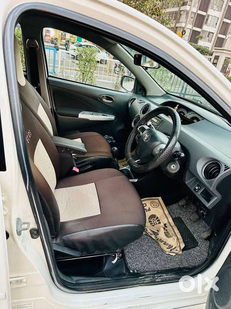 Toyota Etios 2010-2012 Vx, 2012, Petrol