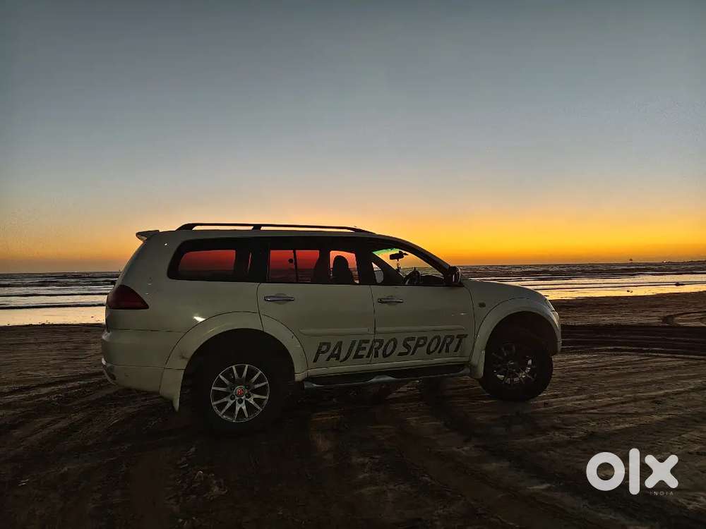 Mitsubishi Pajero Sport 2013 Diesel 165000 Km Driven