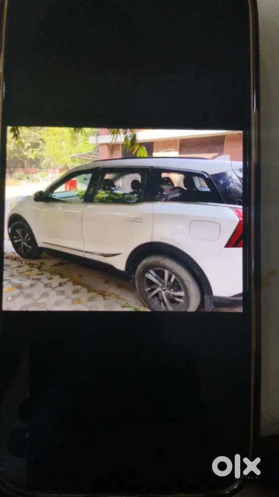 Mahindra Xuv700 2023 Petrol 25851 Km Driven