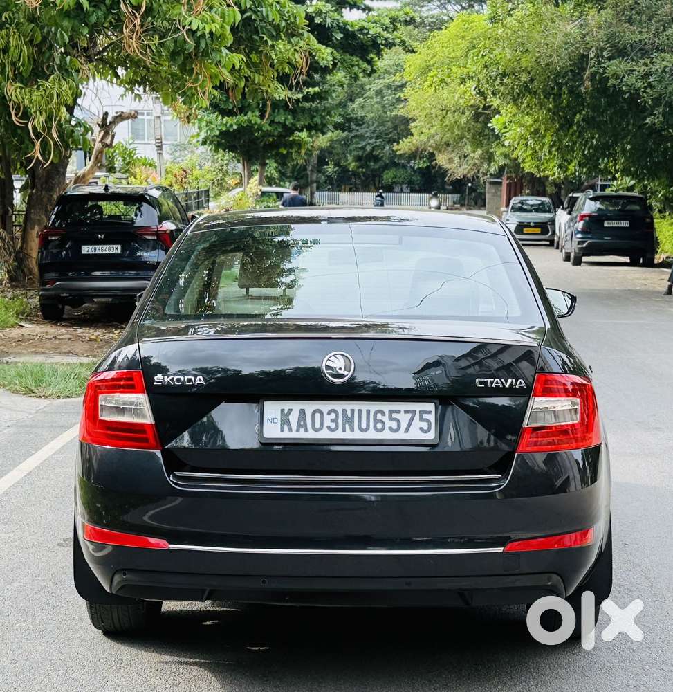 Skoda Octavia Elegance 1.8 Tsi At, 2014, Petrol