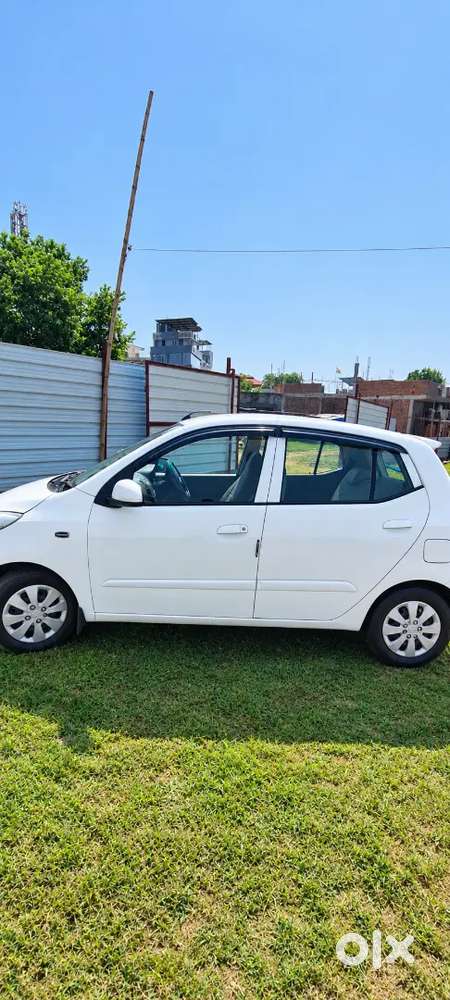 Hyundai I10 Sportz 2012