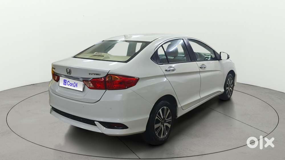 Honda City 1.5 V 5th Gen I-vtec Mt, 2022, Petrol