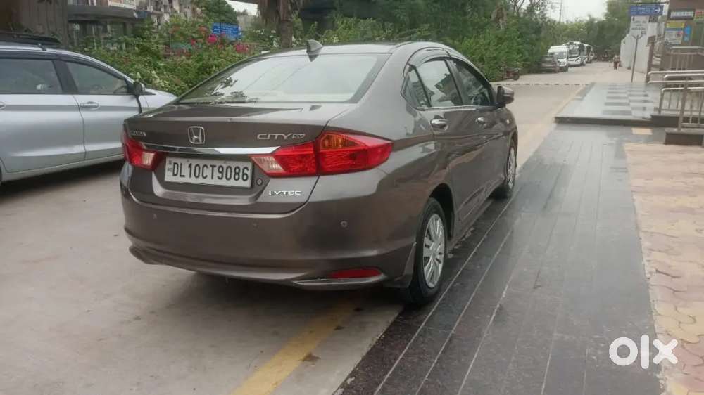 Honda City V At 2016