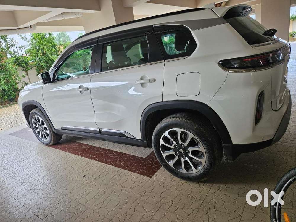 Maruti Suzuki Brezza 2024 Petrol Well Maintained